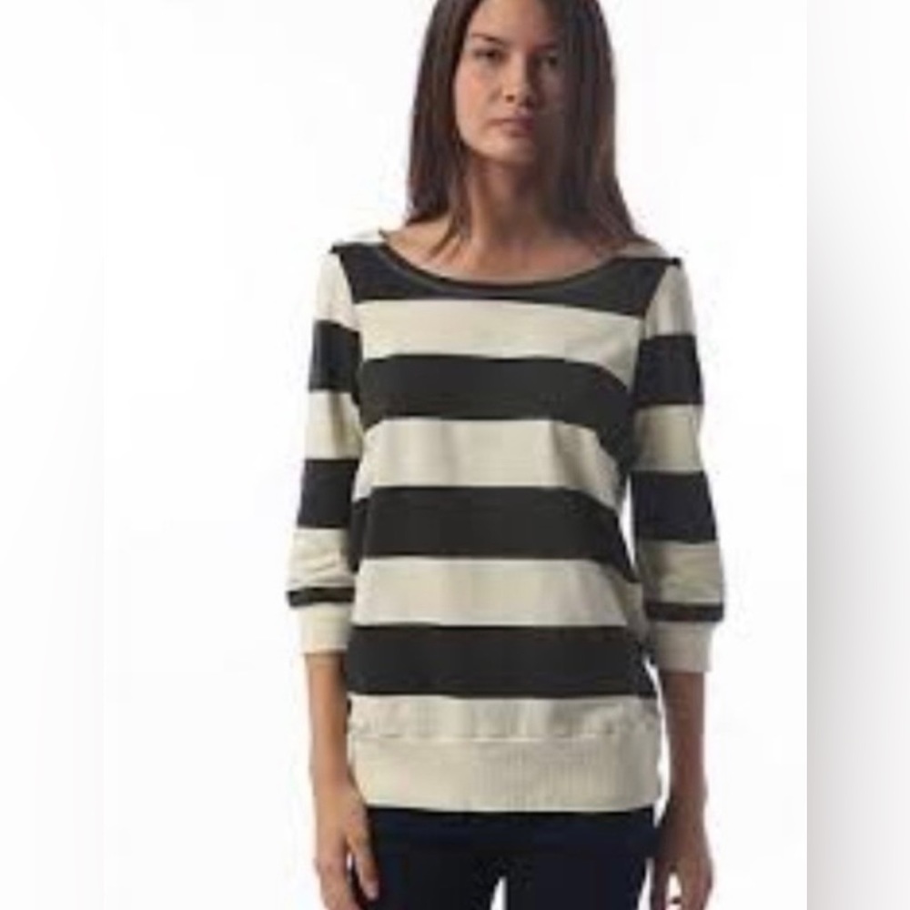 UO Truly Madly Deeply | 3/4 Sleeve Stripe Sweatshirt | Small